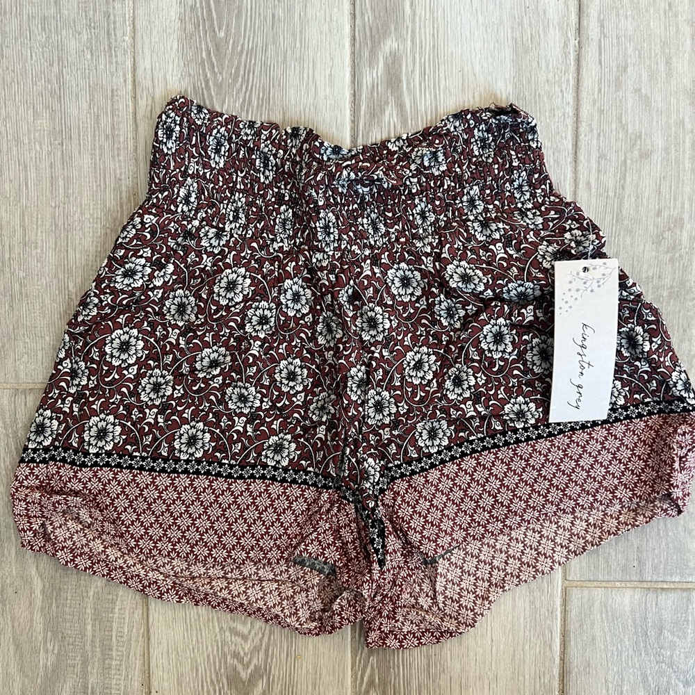 Boho shorts NEW, size xs